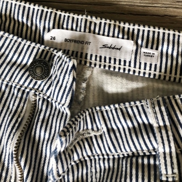 Subdued Nautical Jean​ - Picture 3 of 4